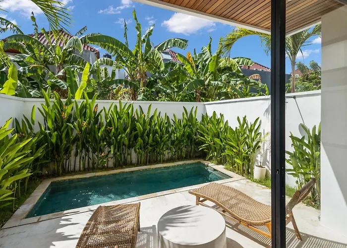White Residence - Art & Boutique Villas