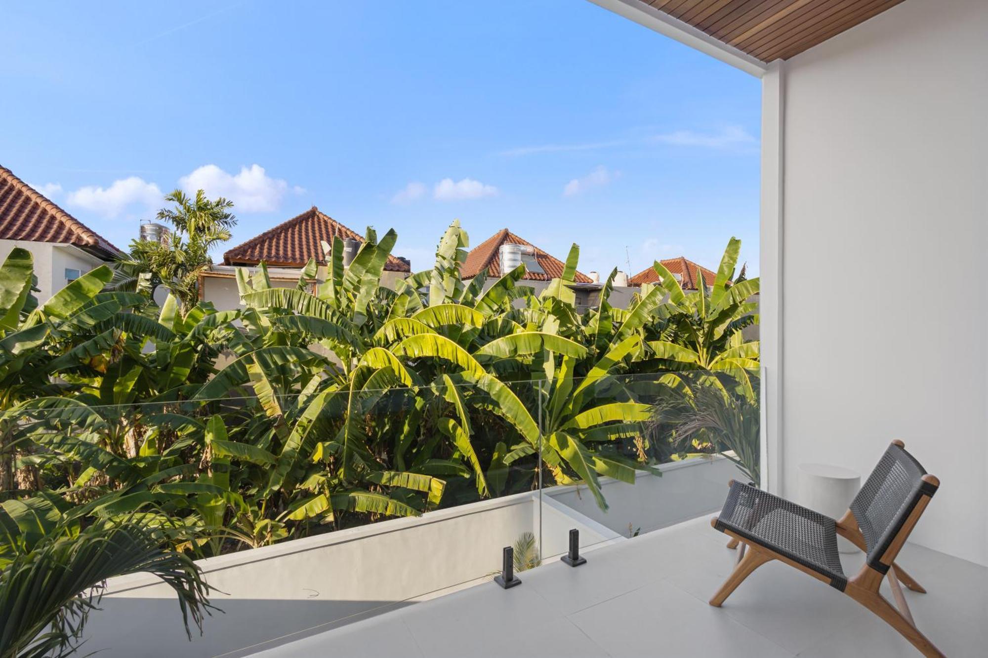 White - Art & Boutique Hotel