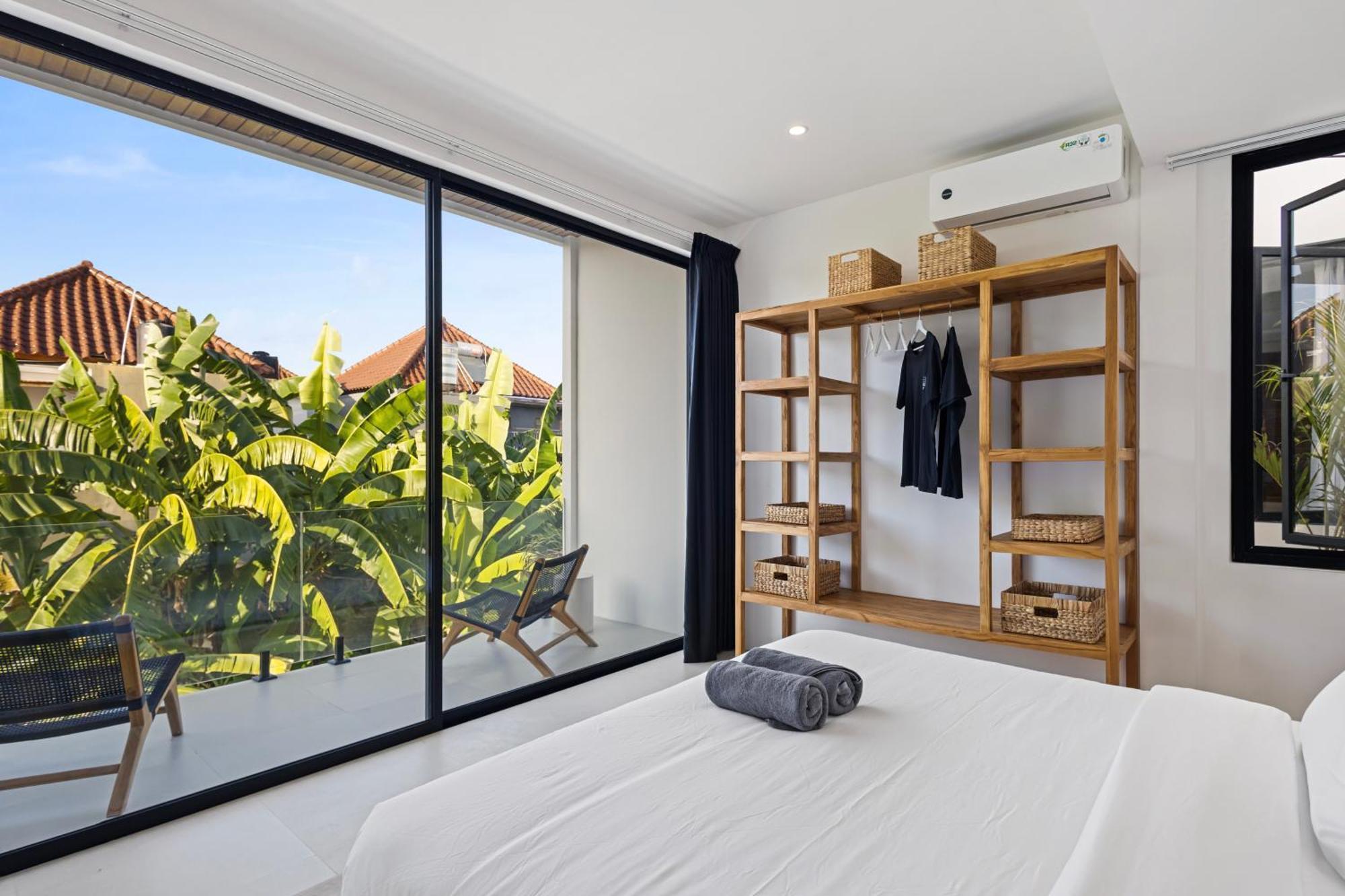 White - Art & Boutique Hotel 4*
